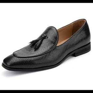 NEW mens loafers